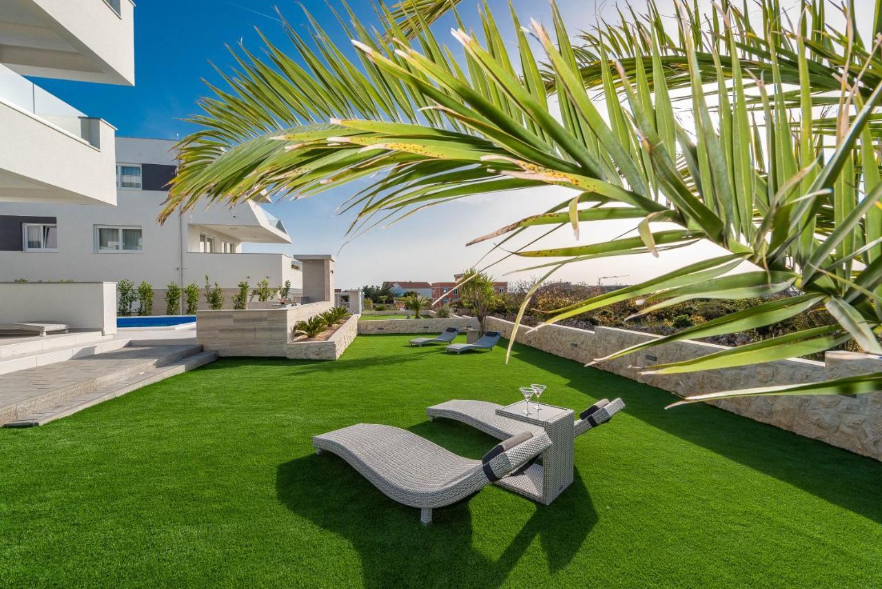 Apartments & Rooms Pool Villas Maris B 诺瓦利娅 外观 照片